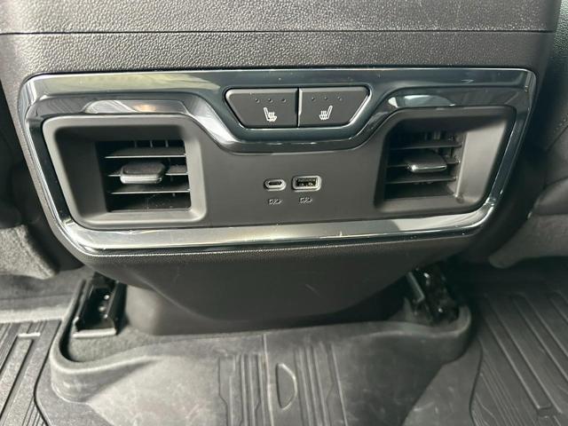 2024 GMC Sierra 1500 Vehicle Photo in COLUMBIA, MO 65203-3903