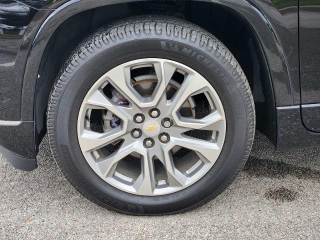 2021 Chevrolet Traverse Vehicle Photo in DENTON, TX 76210-9321