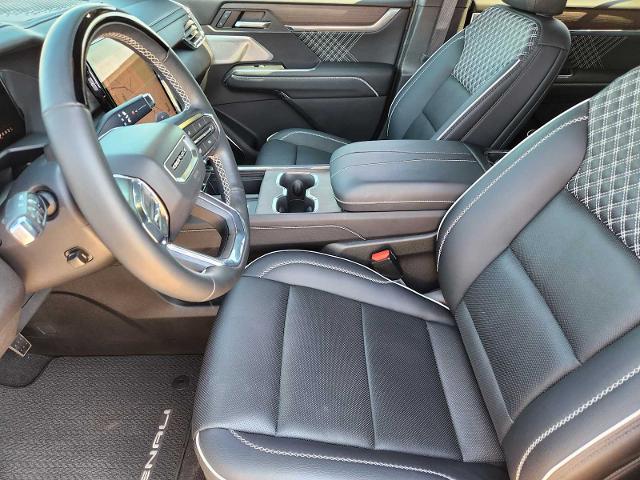 2024 GMC Acadia Vehicle Photo in DENTON, TX 76210-9321