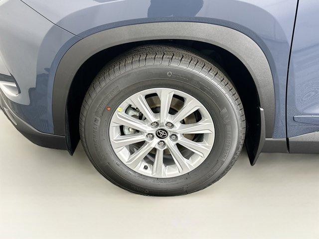 2026 Toyota Grand Highlander Vehicle Photo in Flemington, NJ 08822