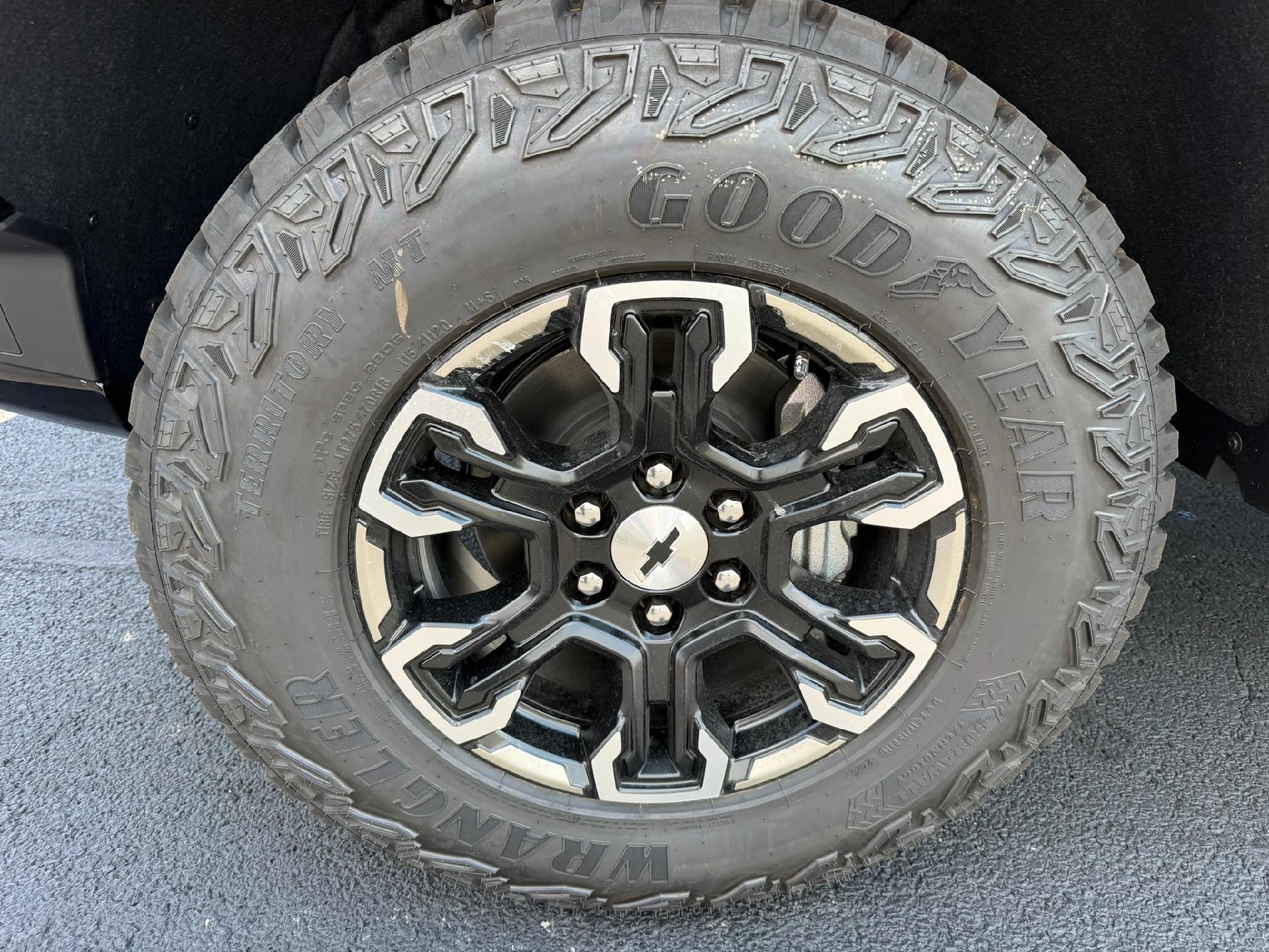 2026 Chevrolet Silverado 1500 ZR2 - 8