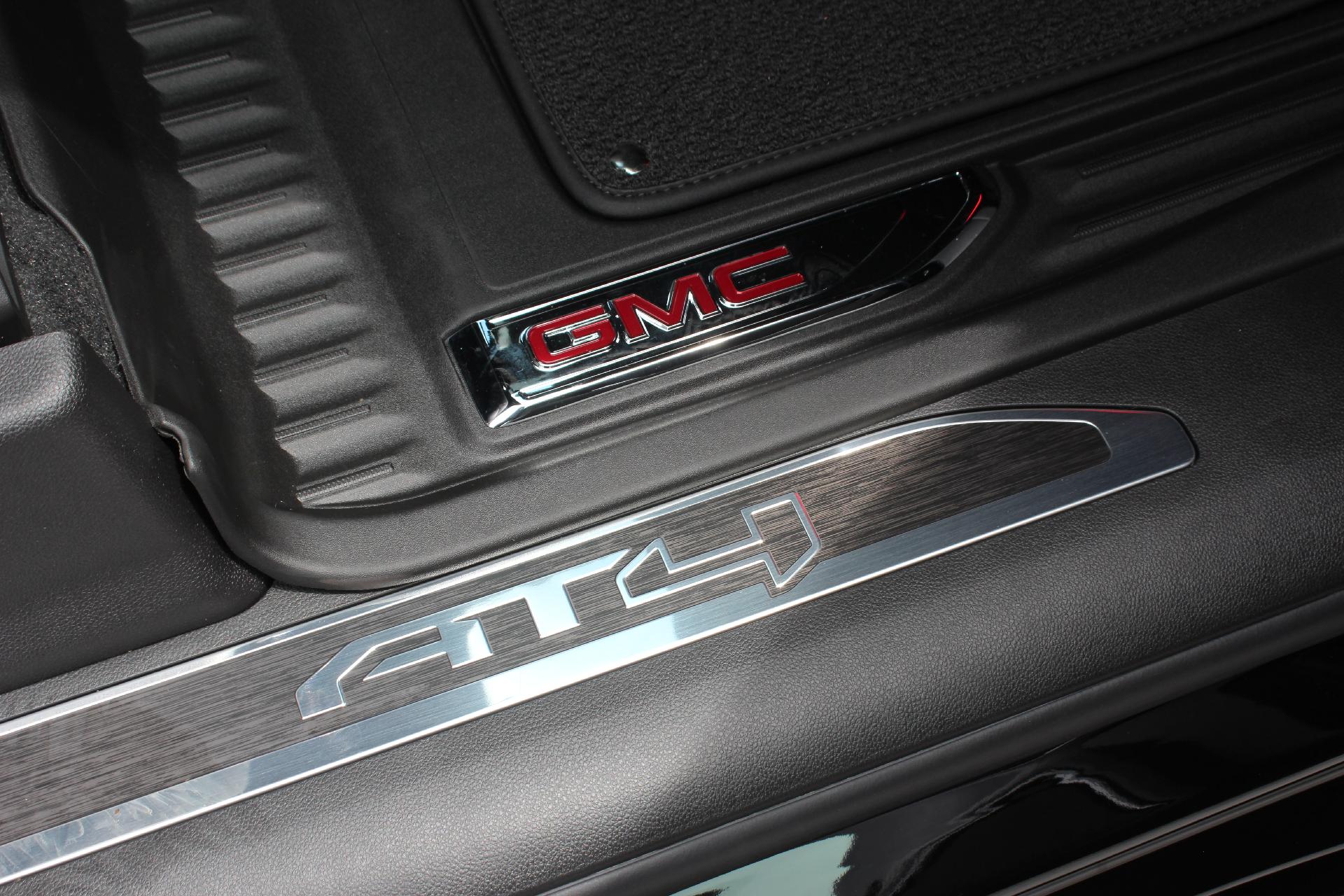2025 GMC Sierra 1500 Vehicle Photo in AURORA, CO 80012-4011