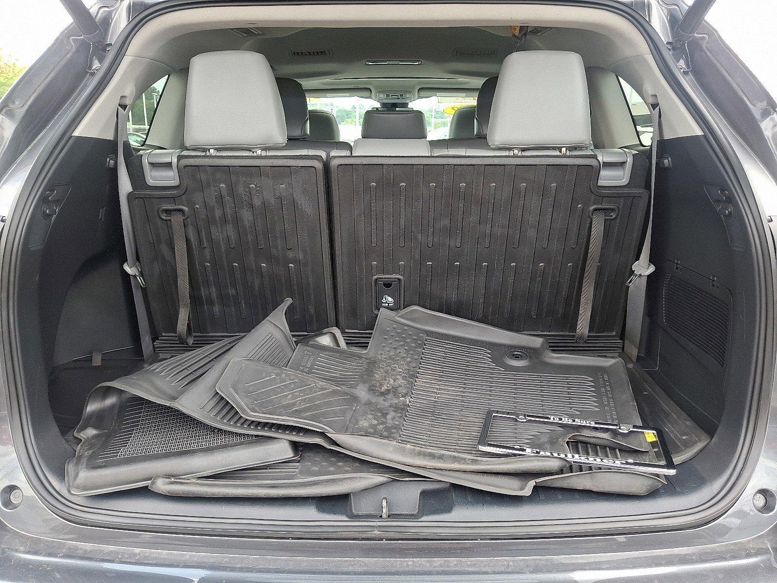 2022 Toyota Highlander Vehicle Photo in Harrisburg, PA 17111