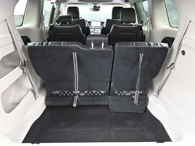 2024 Chrysler Pacifica Vehicle Photo in Cedar Rapids, IA 52402