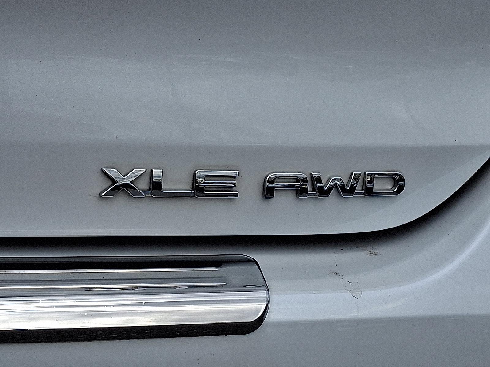 2022 Toyota Highlander Vehicle Photo in BETHLEHEM, PA 18017-9401