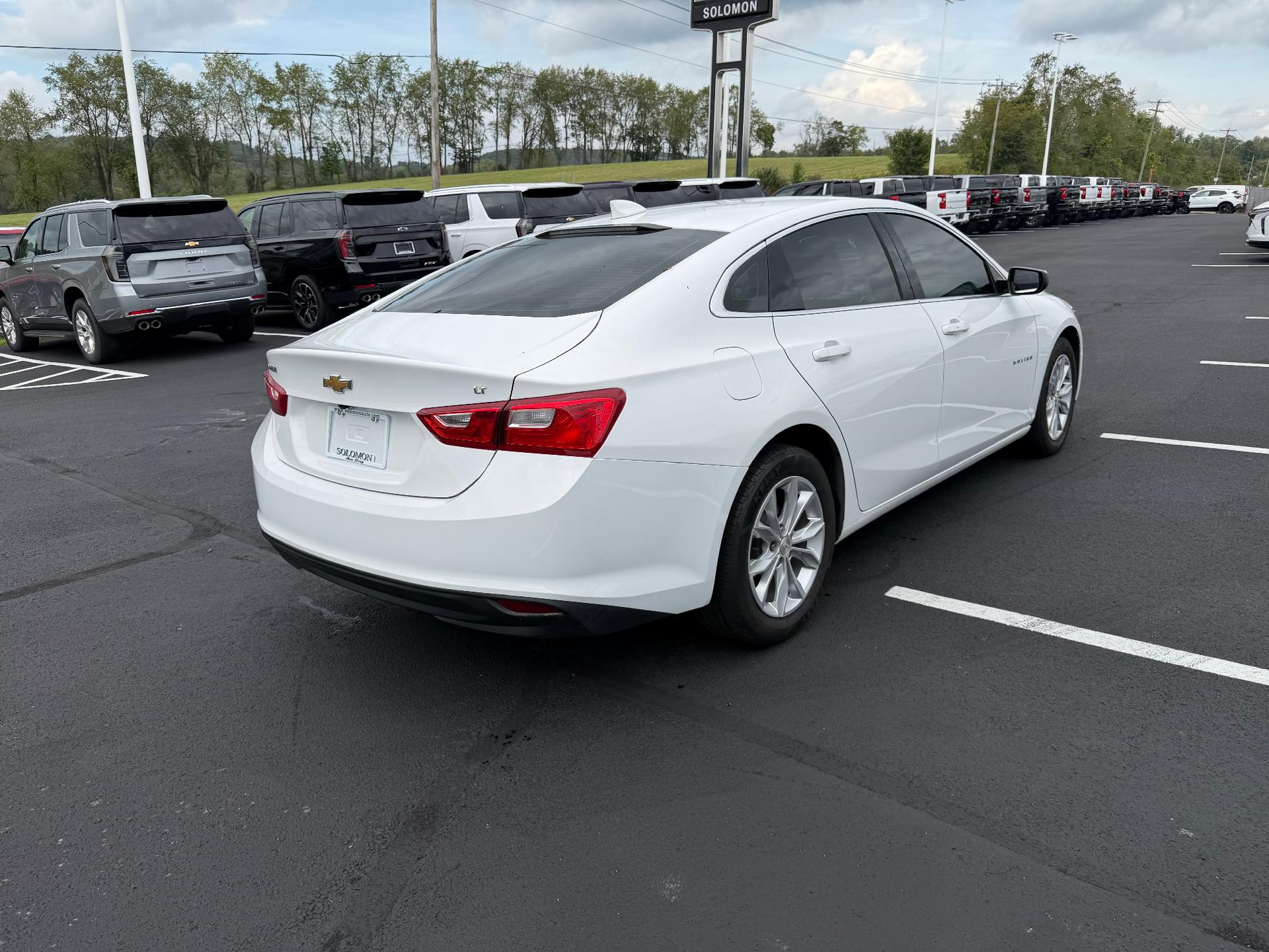 2023 Chevrolet Malibu LT - 5