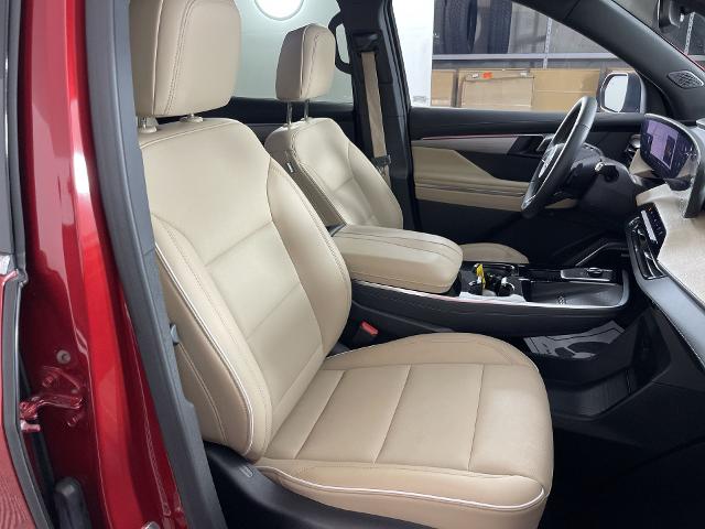 2025 Buick Enclave Vehicle Photo in GILBERT, AZ 85297-0402