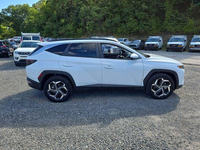 2023 Hyundai ELANTRA Vehicle Photo in Pleasant Hills, PA 15236