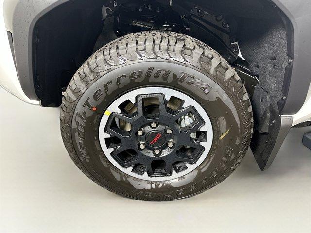 2025 Toyota Tacoma 4WD Vehicle Photo in Flemington, NJ 08822