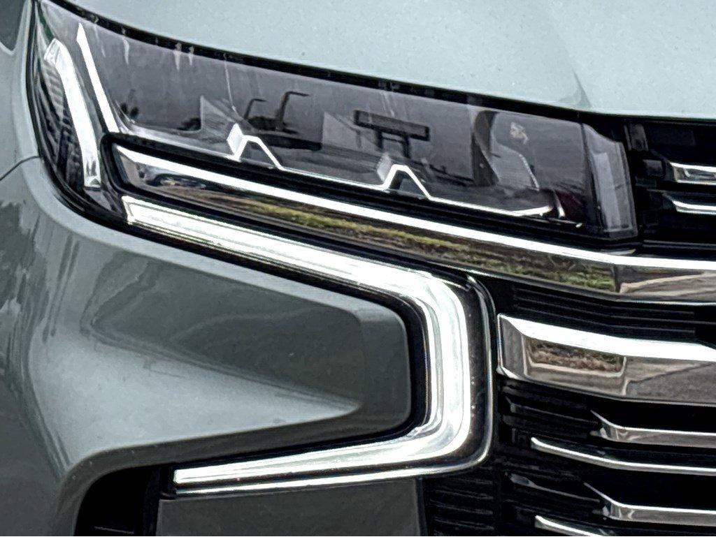 2023 Chevrolet Suburban Vehicle Photo in SAVANNAH, GA 31406-4513