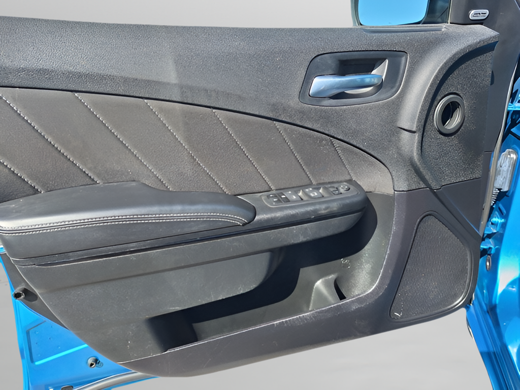 2023 Dodge Charger photo 30 of 32