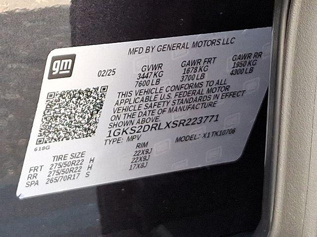 2025 GMC Yukon Vehicle Photo in DANBURY, CT 06810-5034