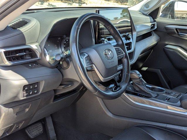 2022 Toyota Highlander Vehicle Photo in San Antonio, TX 78230