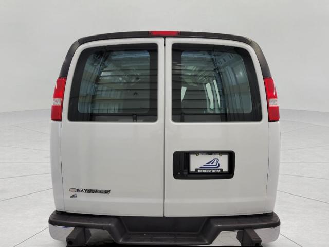 2023 Chevrolet Express Cargo 2500 Vehicle Photo in NEENAH, WI 54956-2243