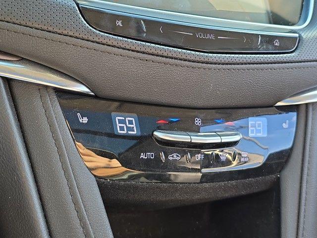 2019 Cadillac XT5 Vehicle Photo in Pleasant Hills, PA 15236