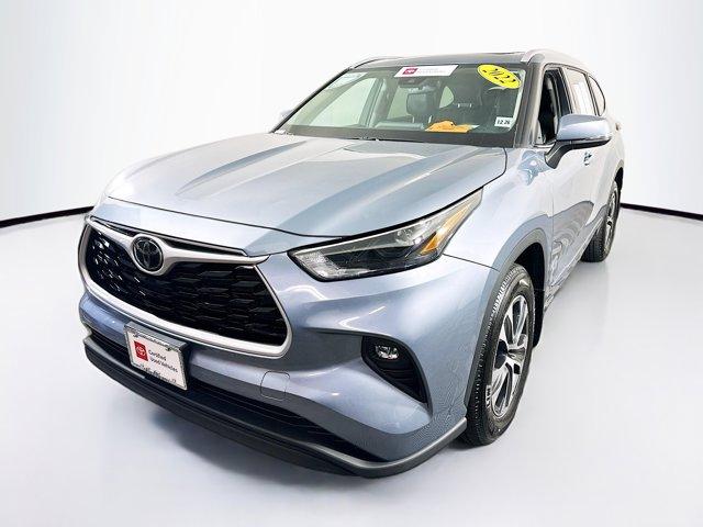 2022 Toyota Highlander Vehicle Photo in Flemington, NJ 08822