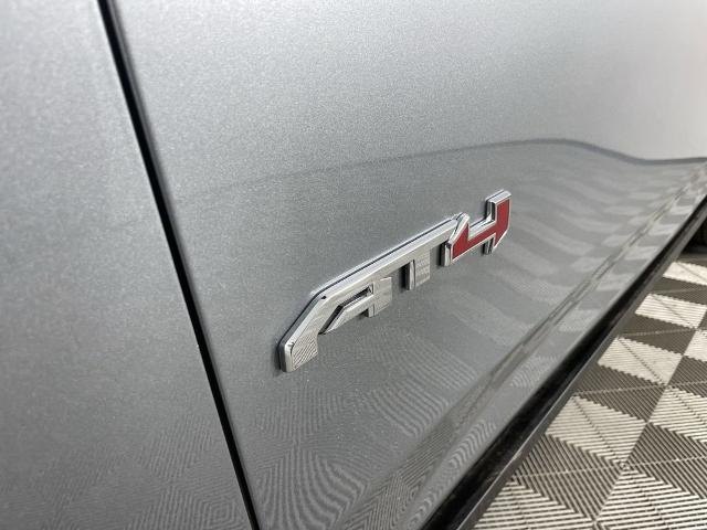 2025 GMC Yukon XL Vehicle Photo in GILBERT, AZ 85297-0402