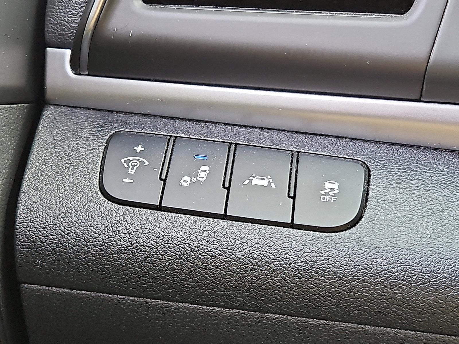 2020 Hyundai ELANTRA Vehicle Photo in Trevose, PA 19053