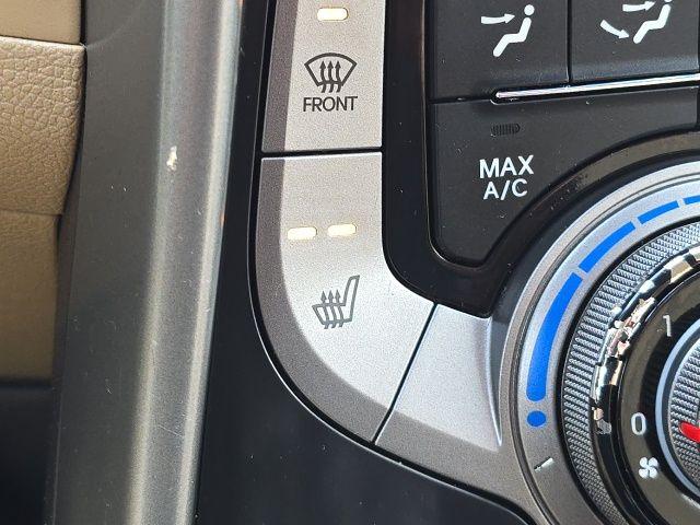 2013 Hyundai ELANTRA Vehicle Photo in Pleasant Hills, PA 15236