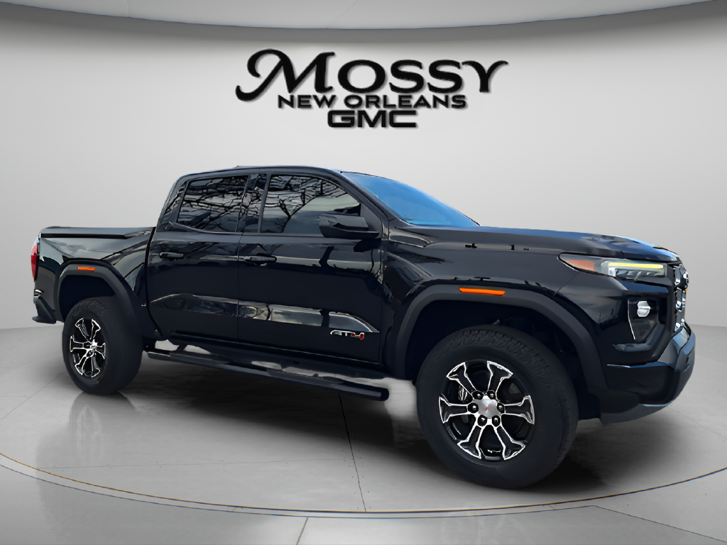 2024 GMC Canyon photo 4 of 30