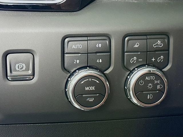 2026 GMC Sierra 3500 HD Vehicle Photo in PUYALLUP, WA 98371-4149