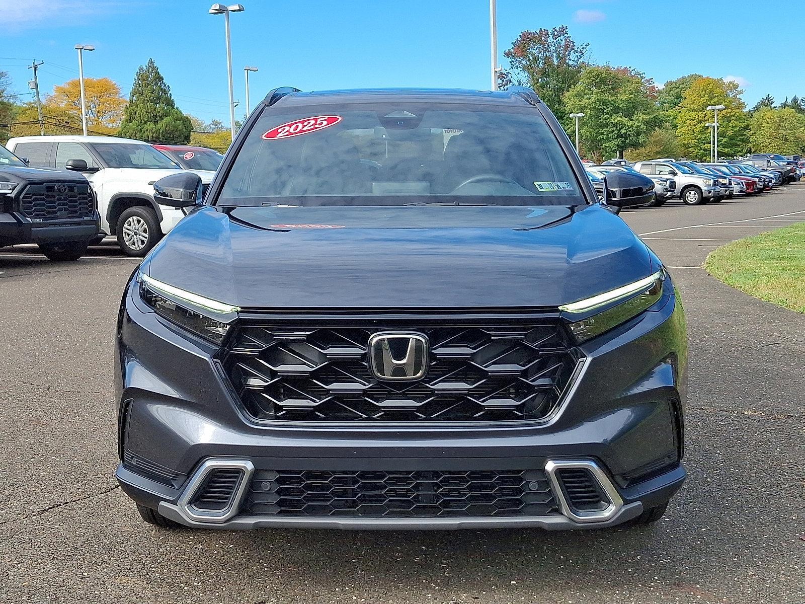 2025 Honda CR-V Hybrid Vehicle Photo in Trevose, PA 19053