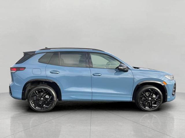 2026 Volkswagen Tiguan Vehicle Photo in Oshkosh, WI 54904