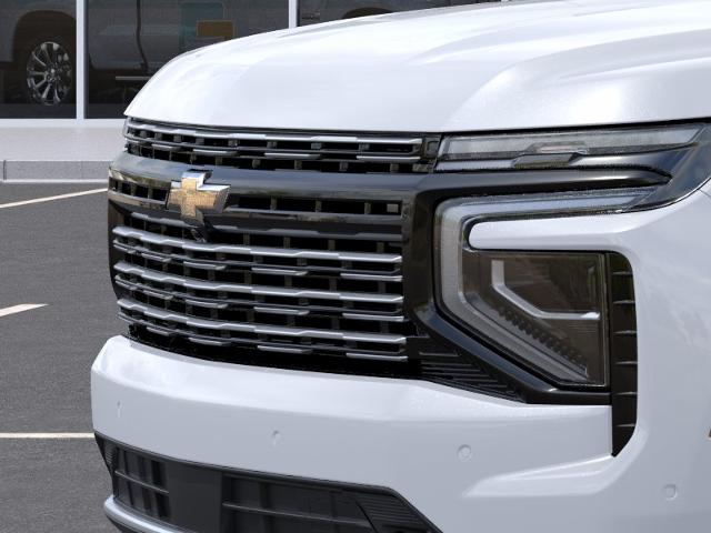 2026 Chevrolet Suburban photo 13 of 31