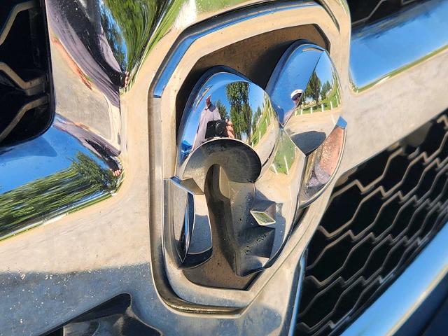 2020 Ram 1500 Classic Vehicle Photo in DENTON, TX 76210-9321