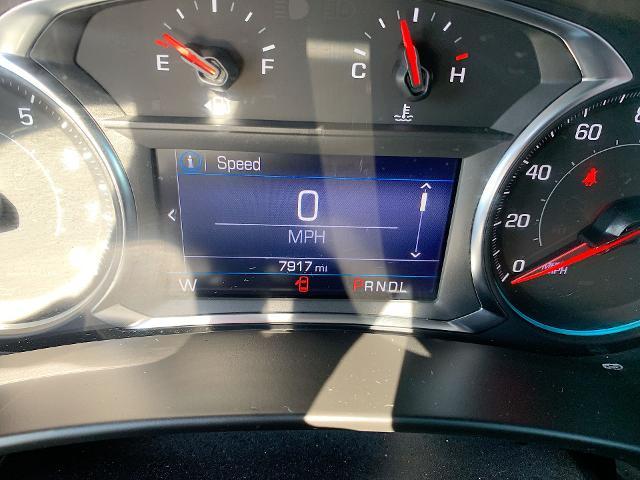 2022 Chevrolet Equinox Vehicle Photo in MOON TOWNSHIP, PA 15108-2571