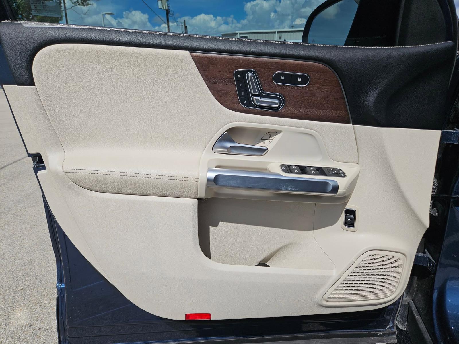 2022 Mercedes-Benz GLB Vehicle Photo in Seguin, TX 78155