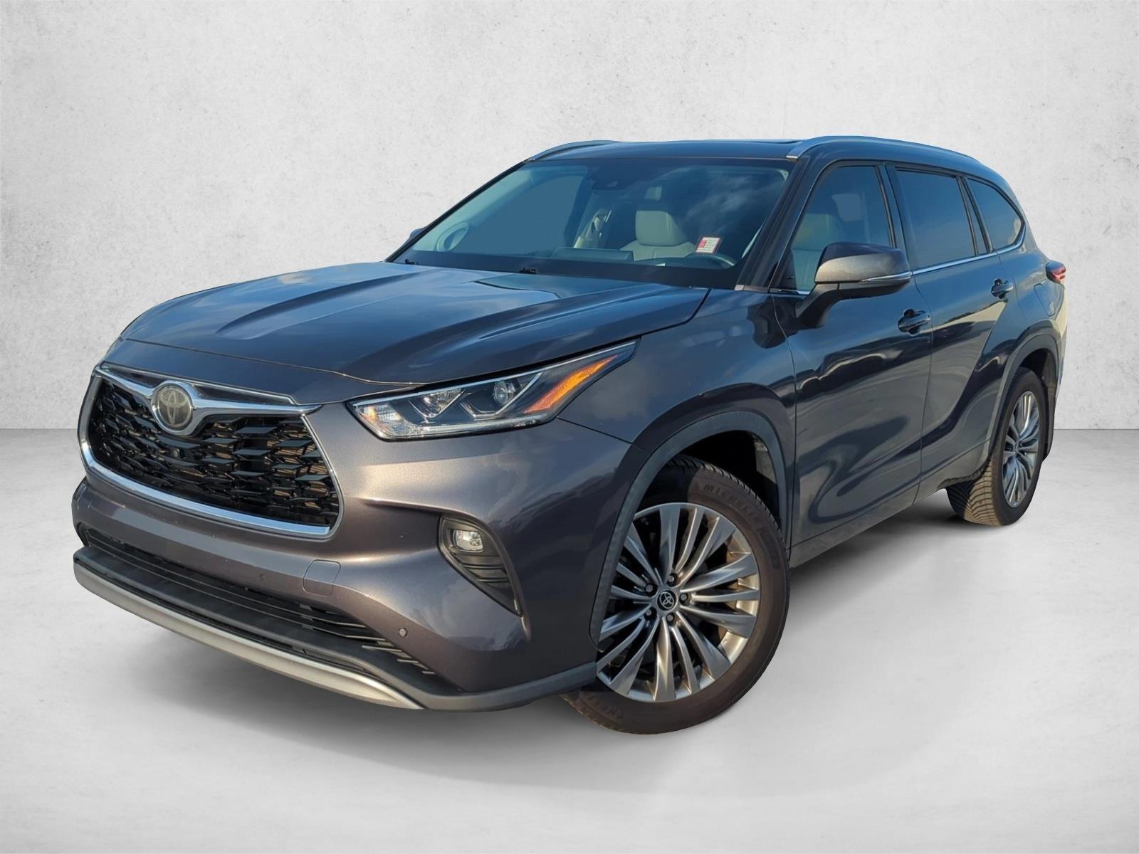2021 Toyota Highlander Vehicle Photo in Ft. Myers, FL 33907