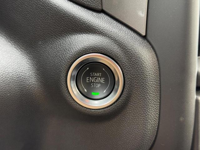 2025 GMC Sierra 1500 Vehicle Photo in COLUMBIA, MO 65203-3903