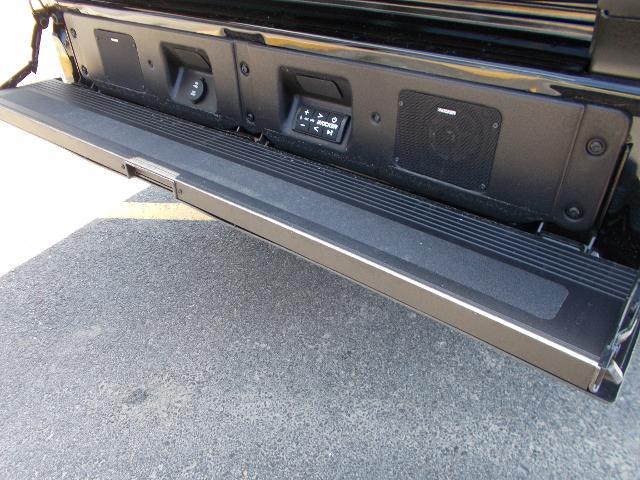 2024 GMC Sierra 3500 HD Vehicle Photo in LOWELL, MA 01852-4336