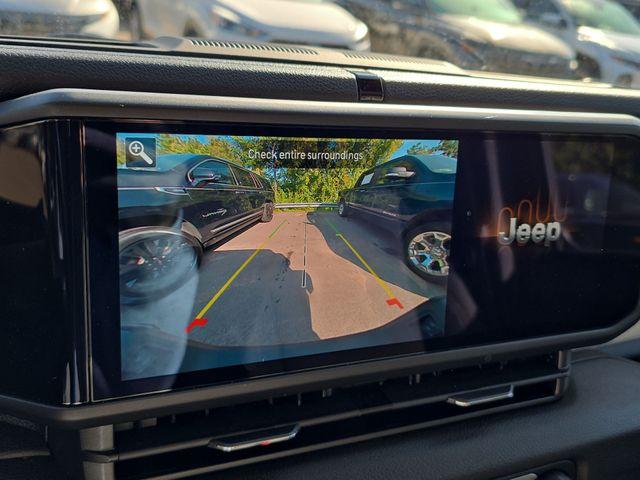 2025 Jeep Gladiator Vehicle Photo in Pleasant Hills, PA 15236