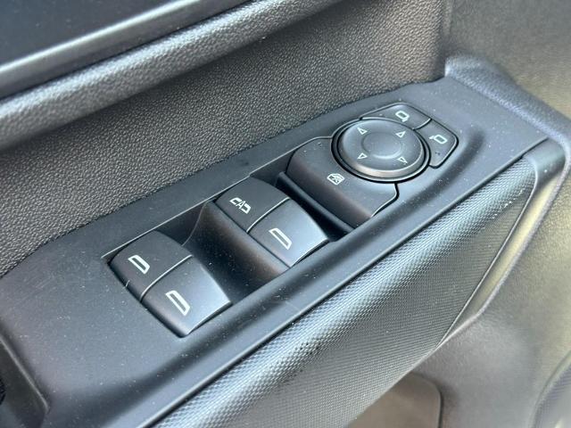 2025 GMC Sierra 2500 HD Vehicle Photo in COLUMBIA, MO 65203-3903
