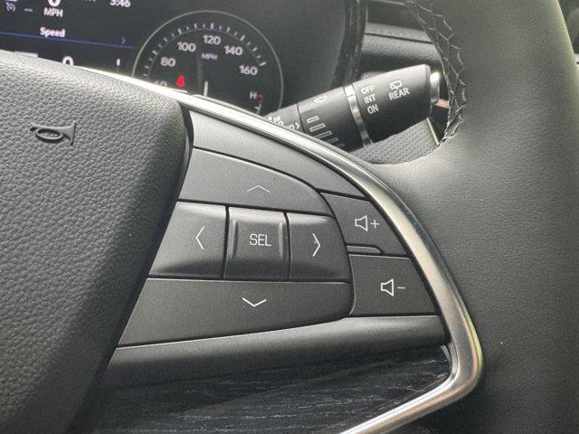 2025 Cadillac XT5 Vehicle Photo in LEOMINSTER, MA 01453-2952