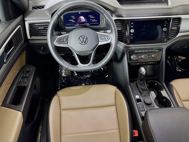 2023 Volkswagen Atlas Cross Sport Vehicle Photo in Puyallup, WA 98371