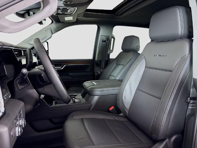 2025 GMC Sierra 3500 HD Vehicle Photo in PUYALLUP, WA 98371-4149