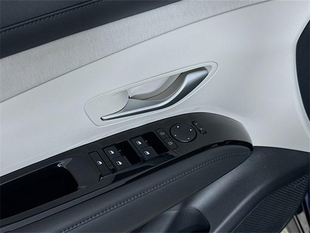 2025 Hyundai TUCSON Hybrid Vehicle Photo in Everett, WA 98204