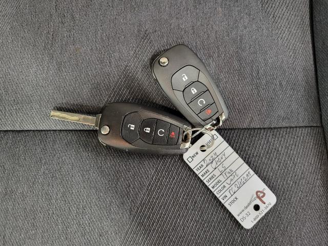 2024 Chevrolet Trax Vehicle Photo in NEENAH, WI 54956-2243
