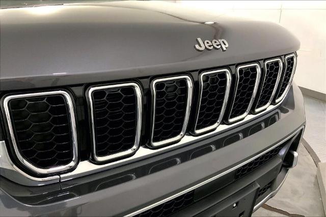 2022 Jeep Grand Cherokee Vehicle Photo in Kansas City, MO 64114