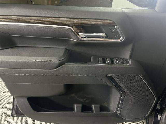2025 GMC Sierra 1500 Vehicle Photo in GILBERT, AZ 85297-0402