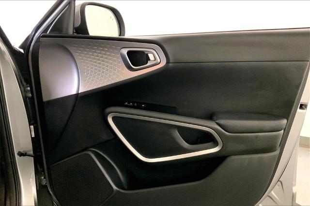 2023 Kia Soul Vehicle Photo in Lees Summit, MO 64086