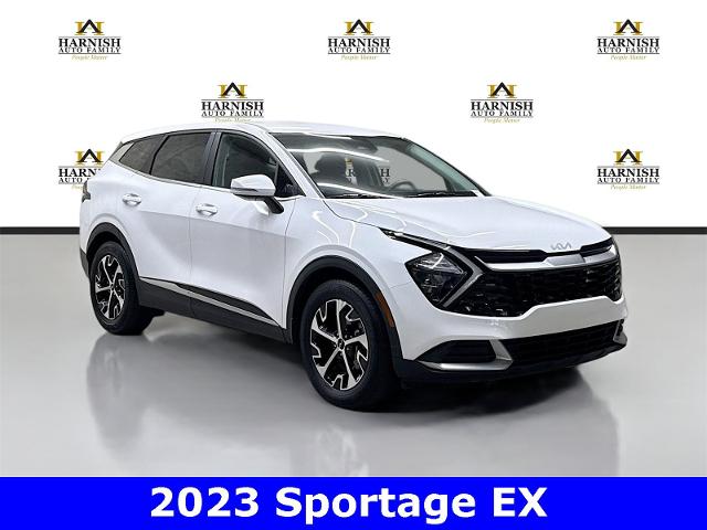 2023 Kia Sportage Vehicle Photo in EVERETT, WA 98203-5662