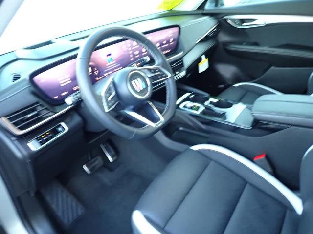 2025 Buick Envision Vehicle Photo in ZELIENOPLE, PA 16063-2910