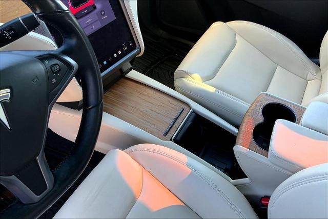 2021 Tesla Model X Vehicle Photo in TOPEKA, KS 66609-0000