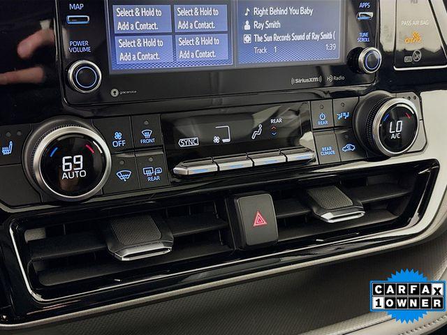 2021 Toyota Highlander Vehicle Photo in Puyallup, WA 98371