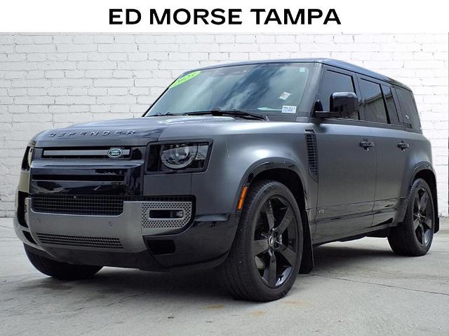 2023 Defender Vehicle Photo in Tampa, FL 33612