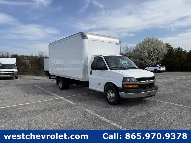 2026 Chevrolet Express Cutaway 4500 Vehicle Photo in ALCOA, TN 37701-3235
